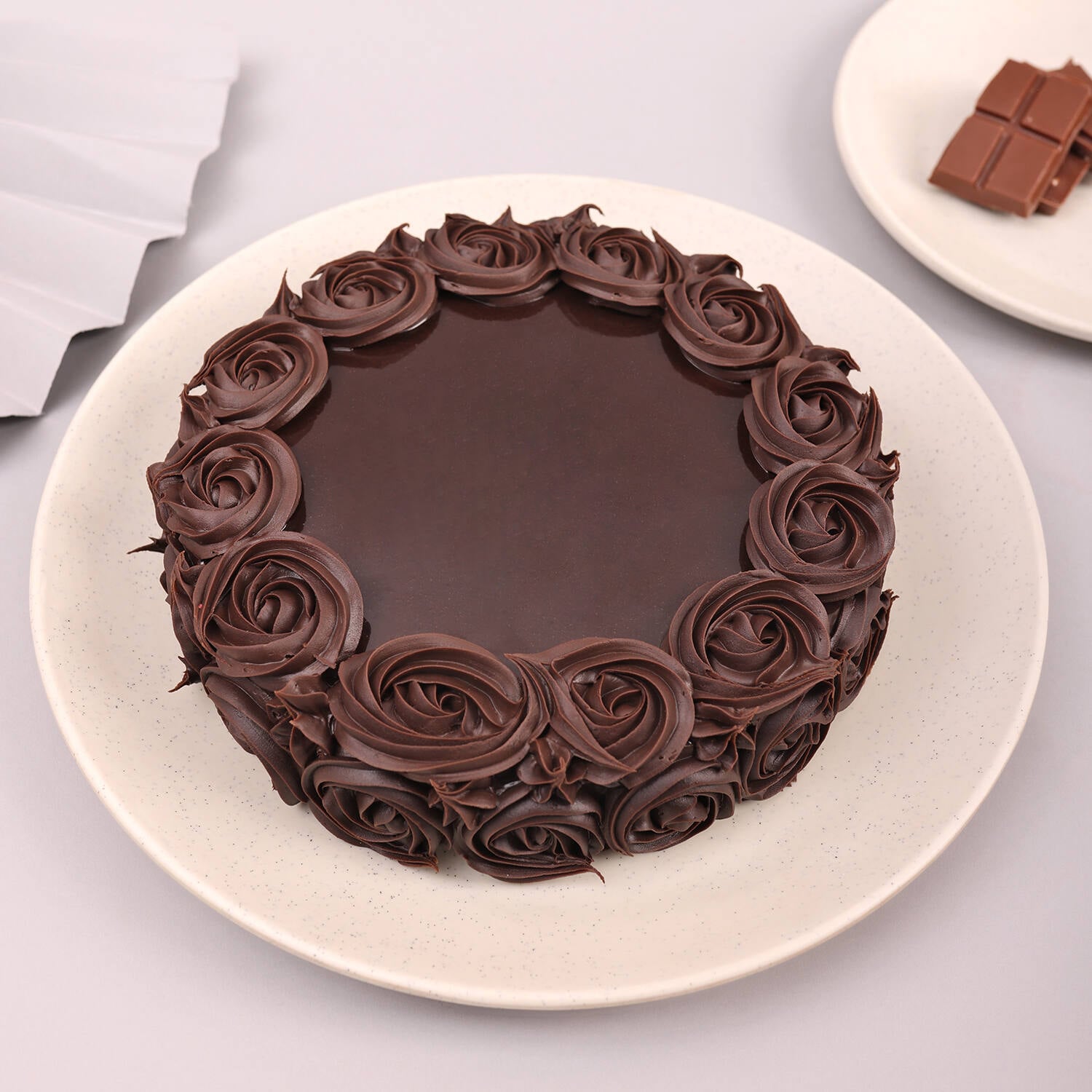 1 kg Chocolate Rose Cake