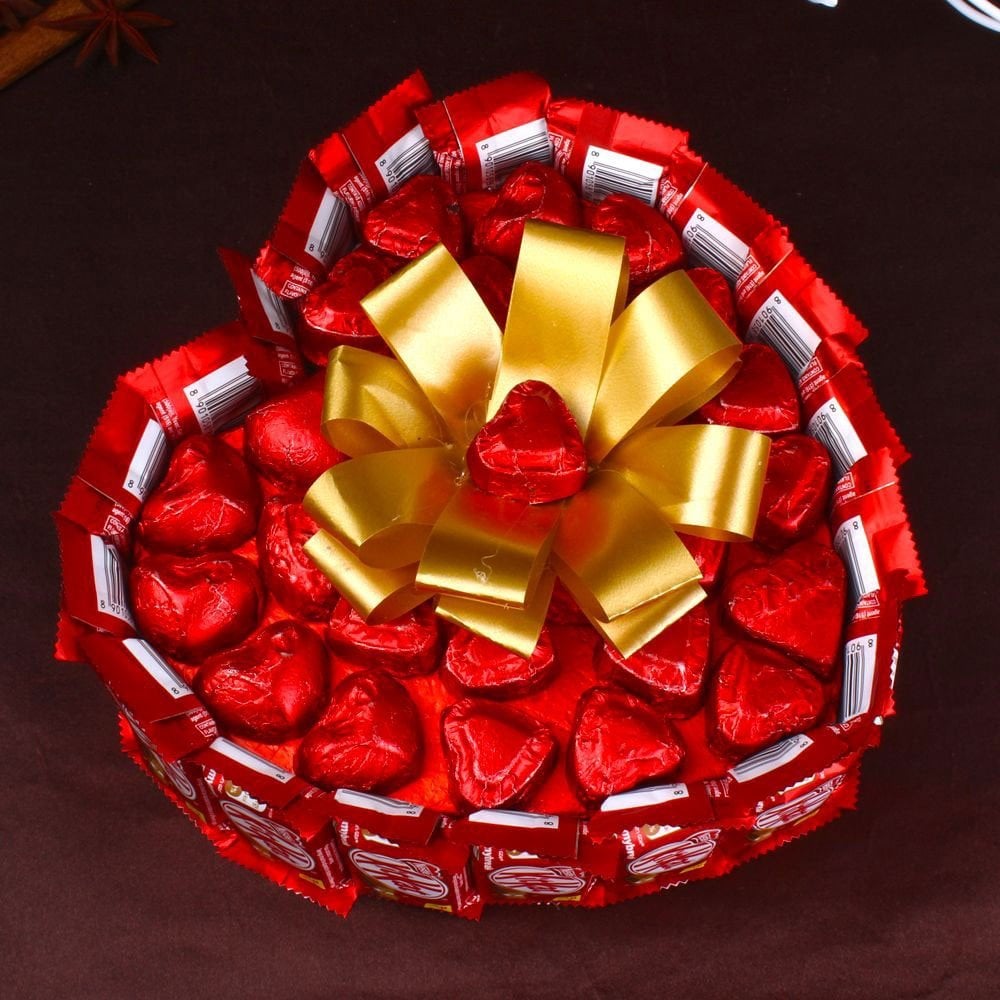 Heart Shaped Kitkat Chocolates Cake