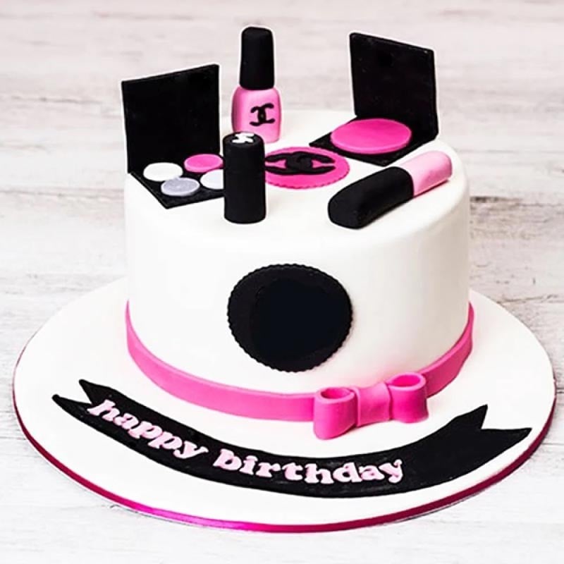 Makeup Cake