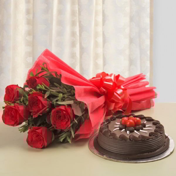 6 Red Roses Bouquet with Truffle Cake