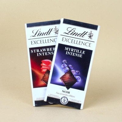 Lindt Excellence Myrtille Intense with Lindt Excellence Strawberry