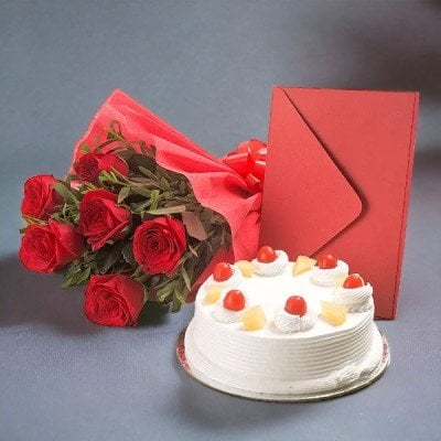 Roses N Cake Hamper