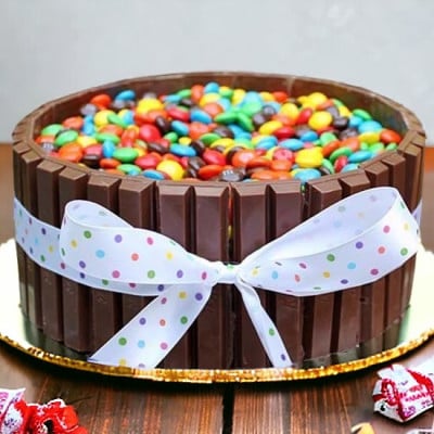 Kit Kat Cake 1kg