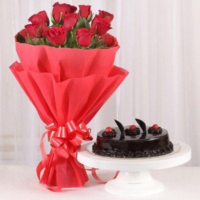 Delightful Red Hamper