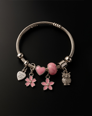 Buy Jewellery Gifts for Her & Him – Online Collection | OyeGifts